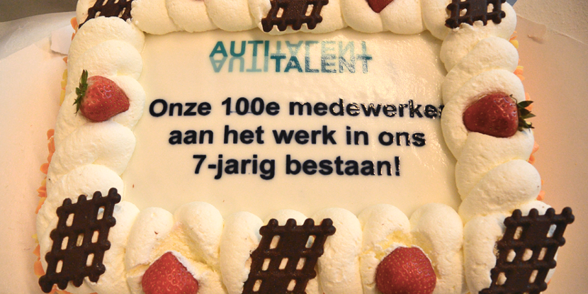 Taart voor de 100e geplaatste werkzoekende